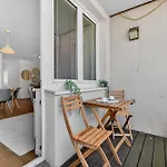 Revon Business Apartment, Free Parking & Balcony *