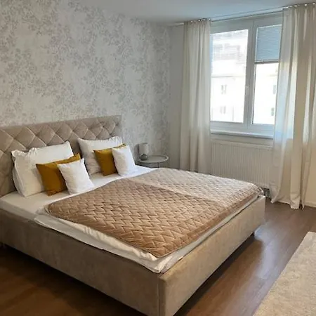 公寓 Revon Central-urban Apartment, Balcony & Free Parking 布拉迪斯拉发