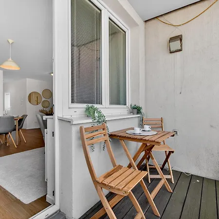 Revon Urban Executive , Old Town - Free Parking *