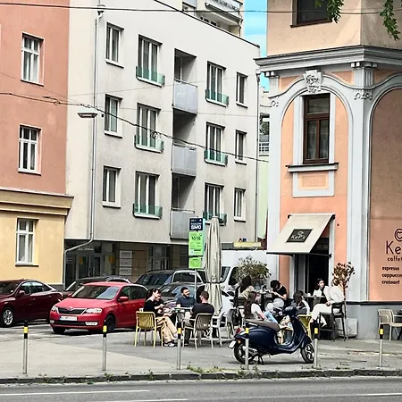 Revon Urban Executive , Old Town - Free Parking * Bratislava