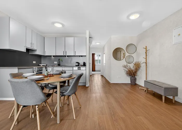 Apartamento Revon Business Apartment, Free Garage & Balcony *